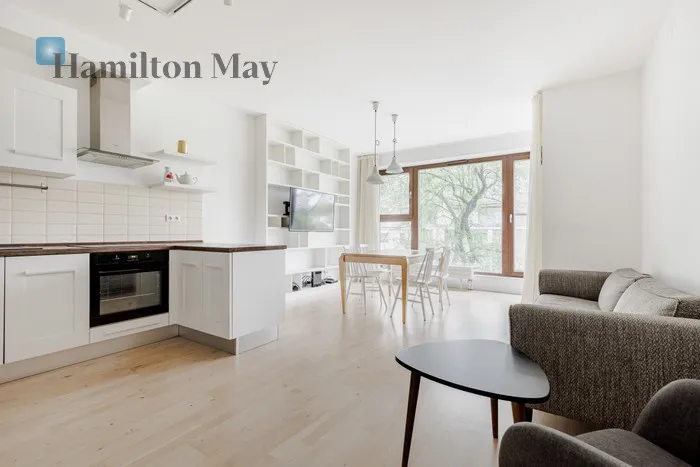 City: Warszawa Street: Adama Naruszewicza Region: Mokotów Subregion: Wierzbno Distance to centre: 4.38 km Level: 3 Price: 8000 PLN Bedrooms: 2 Bathrooms: 1 Size: 74m2 Price/m2: 108 PLN - slider