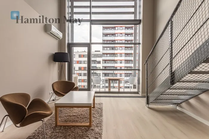City: Warszawa Street: Jana Pawła Woronicza Region: Mokotów Subregion: Służewiec Distance to centre: 4.76 km Level: 7 Price: 8000 PLN Bedrooms: 1 Bathrooms: 2 Size: 79.22m2 Price/m2: 101 PLN - slider