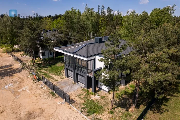 City: Mieszkowo Street: Malinowa  Region: Mieszkowo Distance to centre: 22.22 km Price: 1300000 PLN Bedrooms: 4 Bathrooms: 3 Plot size: 501m2 Price/m2: 6694 PLN - slider