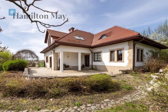 City: Szczodrkowice Street: Szczodrkowice Region: Szczodrkowice Price: 3900000 PLN Bedrooms: 8 Bathrooms: 3 Plot size: 5600m2 Price/m2: 8553 PLN - slider