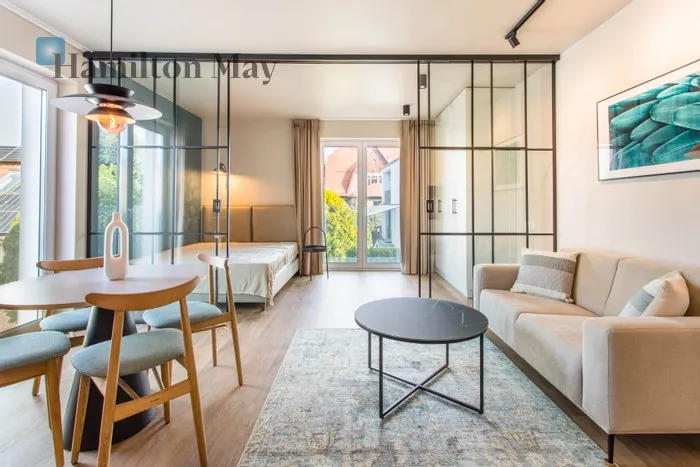 City: Wrocław Street: Grottgera Region: Śródmieście Subregion: Biskupin Distance to centre: 4.42 km Level: 1 Price: 2900 PLN Bedrooms: 1 Bathrooms: 1 Size: 32m2 - slider