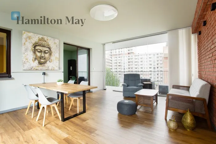 City: Kraków Street: Przewóz Region: Podgórze Subregion: Płaszów Distance to centre: 4.68 km Level: 3 Price: 3900 PLN Bedrooms: 2 Bathrooms: 1 Size: 62m2 Price/m2: 63 PLN - slider