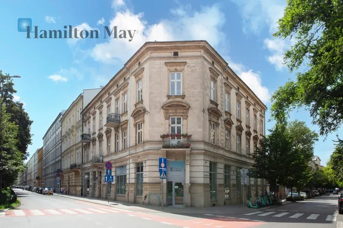 City: Kraków Street: Józefa Dietla Region: Stare Miasto Distance to centre: 0.86 km Level: 2 Price: 1050000 PLN Bedrooms: 2 Bathrooms: 1 Size: 60m2 Price/m2: 17500 PLN - slider