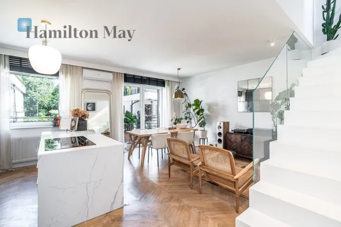 City: Kraków Street: Witkowicka Region: Prądnik Biały Distance to centre: 5.51 km Level: 1 Price: 1500000 PLN Bedrooms: 3 Bathrooms: 1 Size: 83m2 - slider
