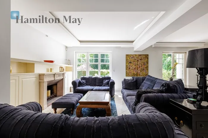 City: Konstancin-Jeziorna Street: Bolesława Prusa Region: Bolesława Prusa, Konstancin-Jeziorna Distance to centre: 18.35 km Price: 19000 PLN Bedrooms: 4 Bathrooms: 3 Plot size: 1500m2 Price/m2: 68 PLN - slider