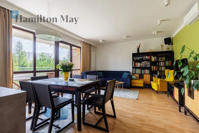 City: Warszawa Street: Jana Olbrachta Region: Wola Subregion: Ulrychów Distance to centre: 5.58 km Level: 1 Price: 1438000 PLN Bedrooms: 2 Bathrooms: 1 - slider