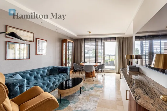 City: Warszawa Street: Bartycka Region: Mokotów Subregion: Czerniaków Distance to centre: 3.81 km Level: 5 Price: 7300 PLN Bedrooms: 2 Bathrooms: 2 Size: 85m2 Price/m2: 86 PLN - slider