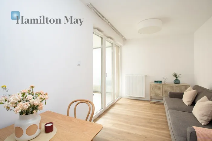 City: Kraków Street: Aleksandra Fredry Region: Łagiewniki-Borek Fałęcki Distance to centre: 3.82 km Level: 1 Price: 832000 PLN Bedrooms: 2 Bathrooms: 1 - slider