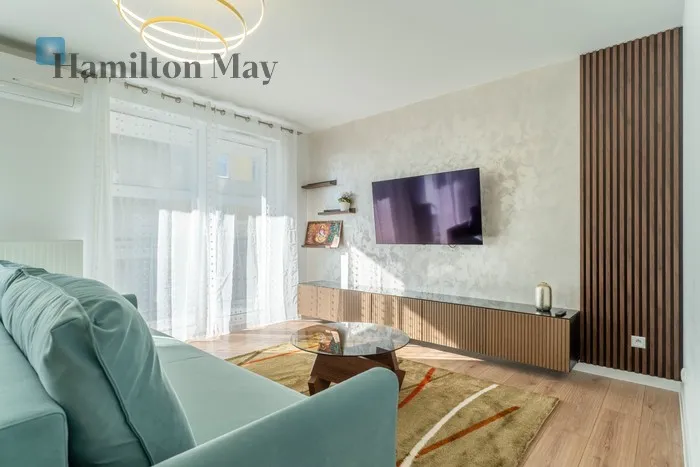 City: Kraków Street: Papierni Prądnickich Region: Prądnik Biały Distance to centre: 4.34 km Level: 1 Price: 4999 PLN Bedrooms: 3 Bathrooms: 2 Size: 75m2 Price/m2: 67 PLN - slider