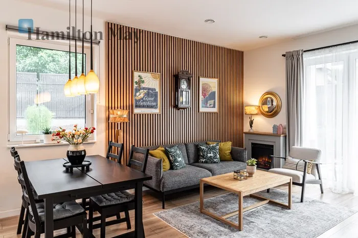 City: Więckowice Street: Lipowa Region: Więckowice Distance to centre: 15.04 km Price: 2830000 PLN Bedrooms: 4 Bathrooms: 2 - slider