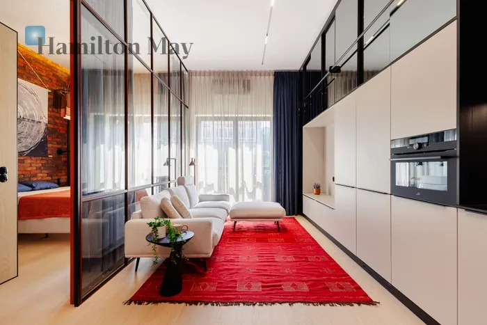City: Warszawa Street: Szarych Szeregów Region: Wola Subregion: Czyste Distance to centre: 2.61 km Price: 1453500 PLN Bedrooms: 1 Bathrooms: 1 Size: 48m2 - slider