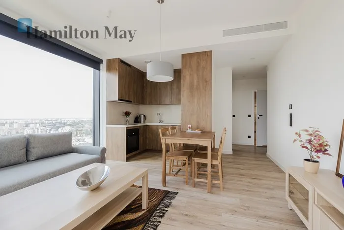 City: Warszawa Street: Prosta Region: Wola Subregion: Czyste Distance to centre: 1.95 km Level: 28 Price: 7000 PLN Bedrooms: 1 Bathrooms: 1 Size: 46m2 Price/m2: 152 PLN - slider