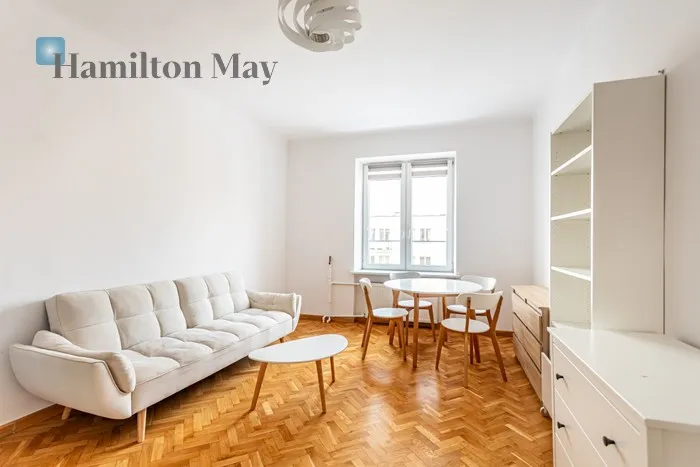 City: Warszawa Street: Filtrowa Region: Ochota Subregion: Filtry Distance to centre: 2.03 km Level: 4 Price: 3200 PLN Bedrooms: 1 Bathrooms: 1 Size: 42m2 Price/m2: 76 PLN - slider