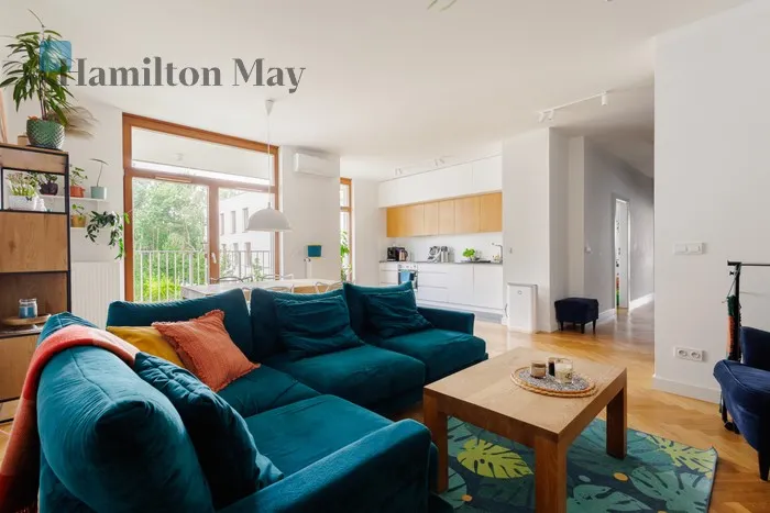 City: Warszawa Street: Dzikich Jabłoni Region: Mokotów Subregion: Stegny Distance to centre: 5.7 km Level: 1 Price: 8000 PLN Bedrooms: 3 Bathrooms: 2 Size: 93.4m2 Price/m2: 86 PLN - slider