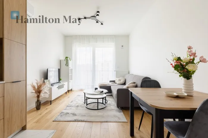 City: Warszawa Street: Giserska Region: Ursus Subregion: Szamoty Distance to centre: 8.99 km Level: 6 Price: 4700 PLN Bedrooms: 2 Bathrooms: 1 Size: 58m2 Price/m2: 81 PLN - slider