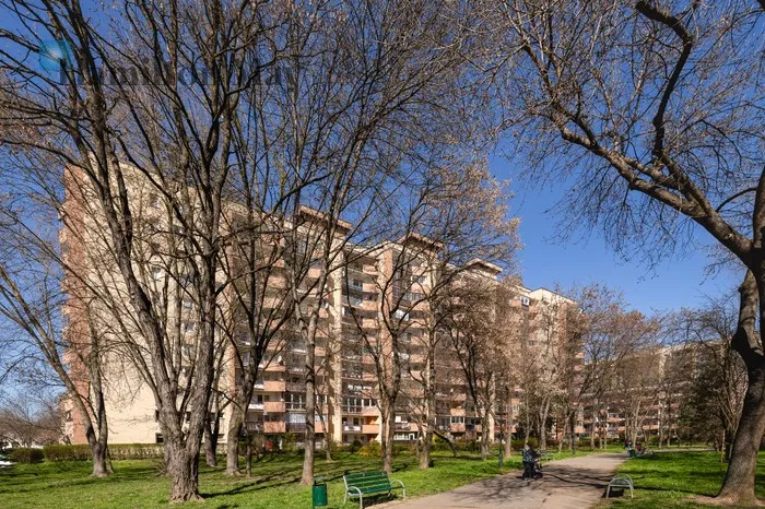 City: Kraków Street: Osiedle Dywizjonu 303 Region: Czyżyny Distance to centre: 5.7 km Level: 3 Price: 845000 PLN Bedrooms: 2 Bathrooms: 1 Size: 65m2 - slider