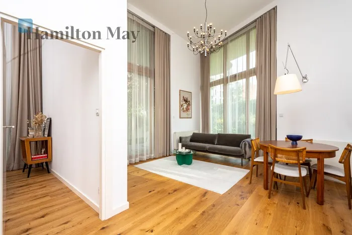 City: Kraków Street: Zwierzyniecka Region: Stare Miasto Distance to centre: 0.72 km Price: 4000 PLN Bedrooms: 1 Bathrooms: 1 Size: 53m2 Price/m2: 75 PLN - slider