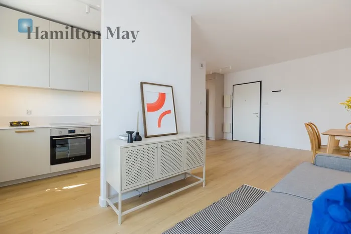 Street: Myśliwska Region: Podgórze Subregion: Płaszów Distance to centre: 4.69 km Level: 5 Price: 819000 PLN Bedrooms: 1 Bathrooms: 1 - slider