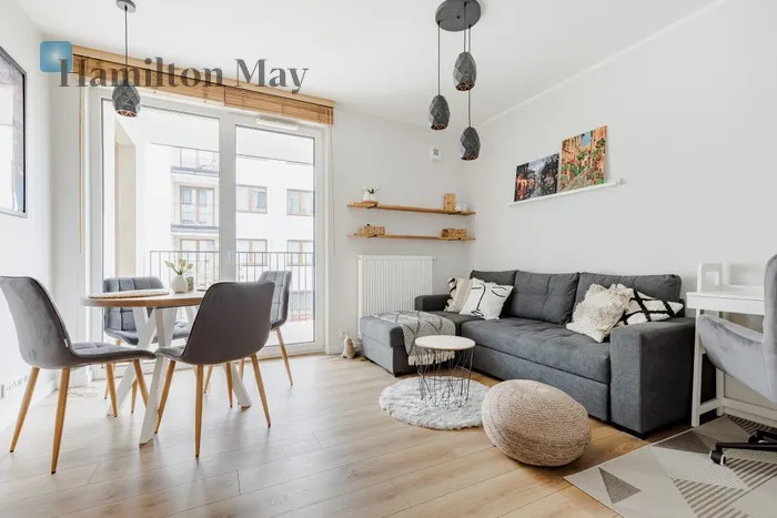 City: Warszawa Street: Bukowiecka Region: Targówek Distance to centre: 6.68 km Level: 1 Price: 3000 PLN Bedrooms: 1 Bathrooms: 1 Size: 38m2 Price/m2: 79 PLN - slider