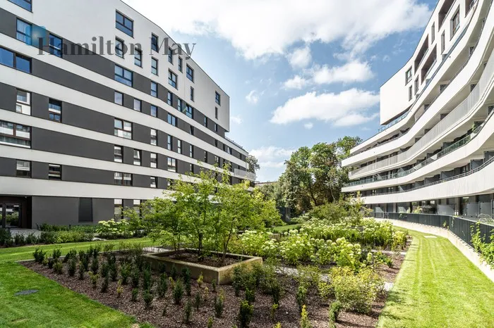 City: Kraków Street: aleja Kijowska Region: Krowodrza Distance to centre: 1.99 km Level: 6 - slider