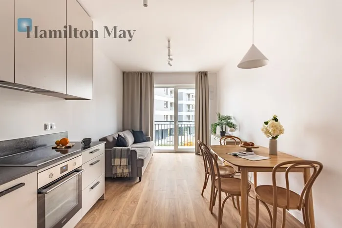 City: Warszawa Street: Wschodu Słońca Region: Włochy Subregion: Raków Distance to centre: 5.78 km Level: 5 Price: 836853 PLN Bedrooms: 1 Bathrooms: 1 Size: 37.86m2 - slider