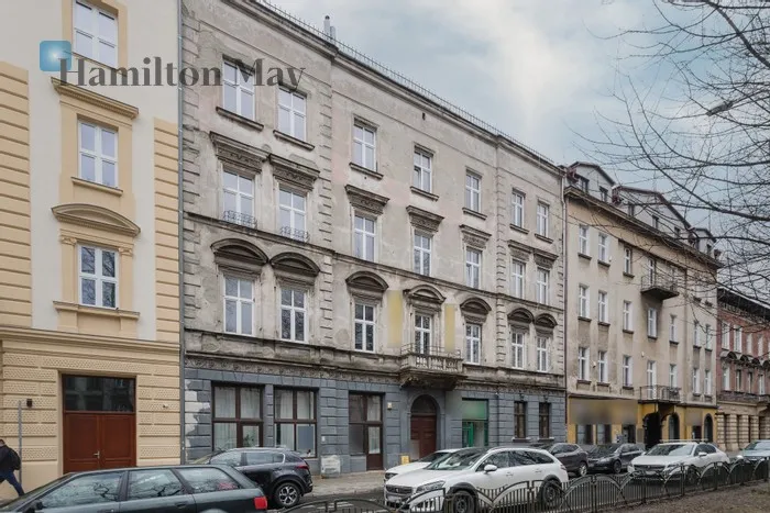 City: Kraków Street: Józefa Dietla Region: Stare Miasto Distance to centre: 1.04 km Price: 25000000 PLN Bedrooms: null Bathrooms: null Size: 1804m2 Price/m2: 13858 PLN - slider