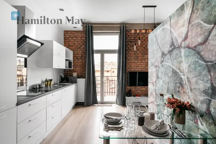 City: Kraków Street: plac Nowy Region: Stare Miasto Subregion: Kazimierz Distance to centre: 1.2 km Level: 4 Price: 840000 PLN Bedrooms: 1 Bathrooms: 1 Size: 33.82m2 - slider