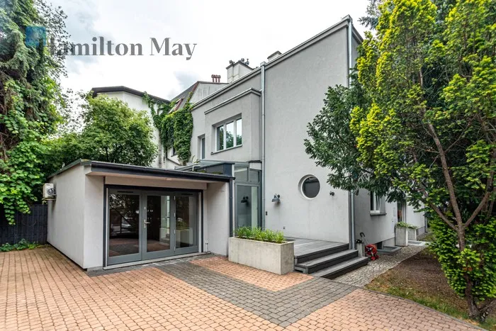 Price: 3700000 PLN Bedrooms: 0 Bathrooms: 2 Size: 192m2 - slider