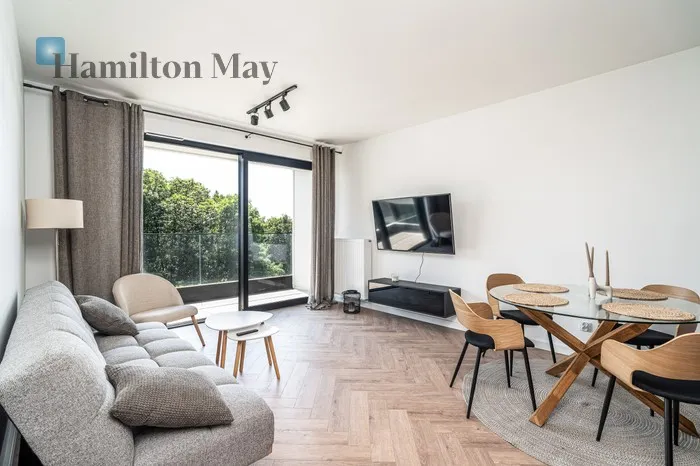City: Kraków Street: Aleja Jana Pawła II Region: Prądnik Czerwony Subregion: Olsza Distance to centre: 3.68 km Level: 4 Price: 1290000 PLN Bedrooms: 2 Bathrooms: 1 Size: 57m2 - slider