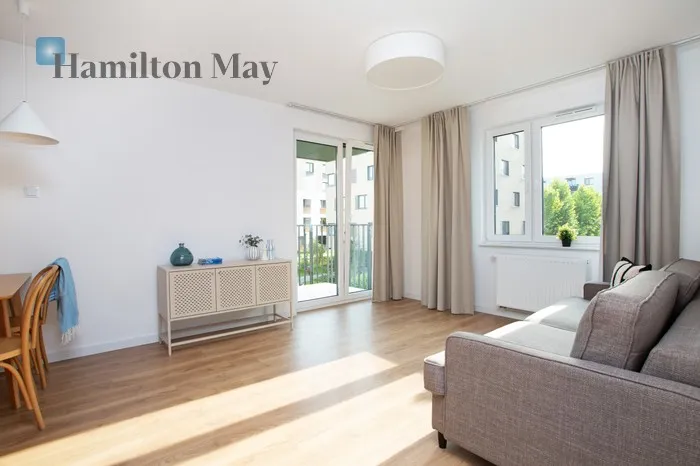 City: Kraków Street: Aleksandra Fredry Region: Łagiewniki-Borek Fałęcki Distance to centre: 3.97 km Level: 2 Price: 852000 PLN Bedrooms: 1 Bathrooms: 1 Size: 46.64m2 - slider