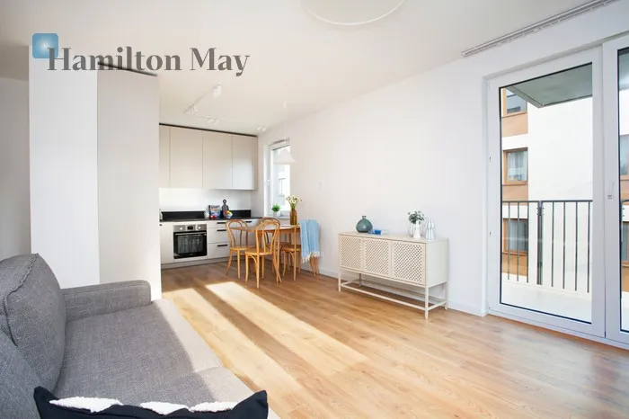 City: Kraków Street: Aleksandra Fredry Region: Łagiewniki-Borek Fałęcki Distance to centre: 3.97 km Level: 2 Price: 795000 PLN Bedrooms: 1 Bathrooms: 1 - slider