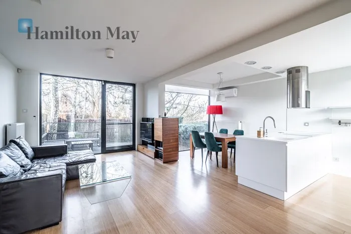 Street: Pylna Region: Zwierzyniec Subregion: Wola Justowska Distance to centre: 5 km Price: 5800 PLN Bedrooms: 2 Bathrooms: 2 Plot size: 252m2 Price/m2: 76 PLN - slider