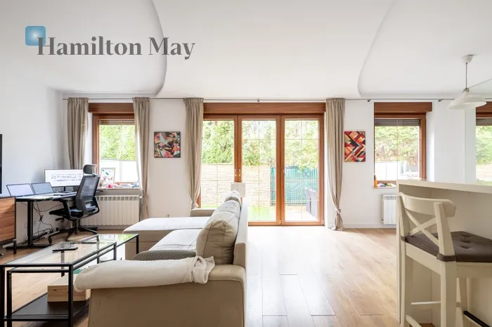 Region: Zwierzyniec Distance to centre: 3.89 km Price: 5700 PLN Bedrooms: 2 Bathrooms: 1 Size: 70m2 Price/m2: 81 PLN - slider