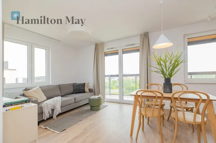 City: Kraków Street: Aleksandra Fredry Region: Łagiewniki-Borek Fałęcki Distance to centre: 3.99 km Level: 2 Price: 886000 PLN Bedrooms: 2 Bathrooms: 1 Size: 47.76m2 - slider