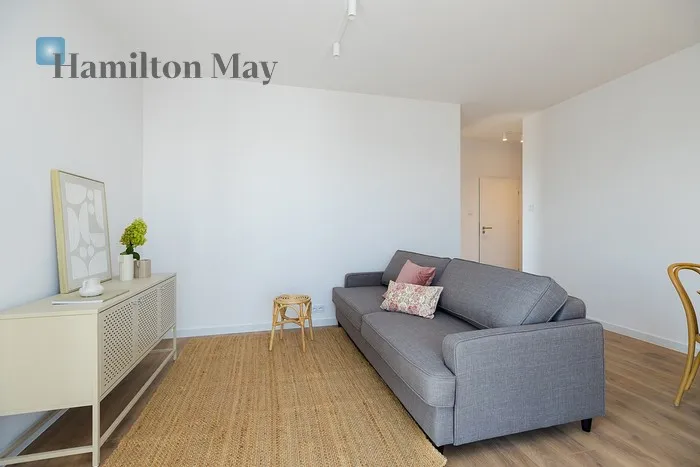 Street: Wschodu Słońca Region: Włochy Subregion: Raków Distance to centre: 5.78 km Level: 1 Price: 1140000 PLN Bedrooms: 2 Bathrooms: 2 Size: 65.96m2 - slider