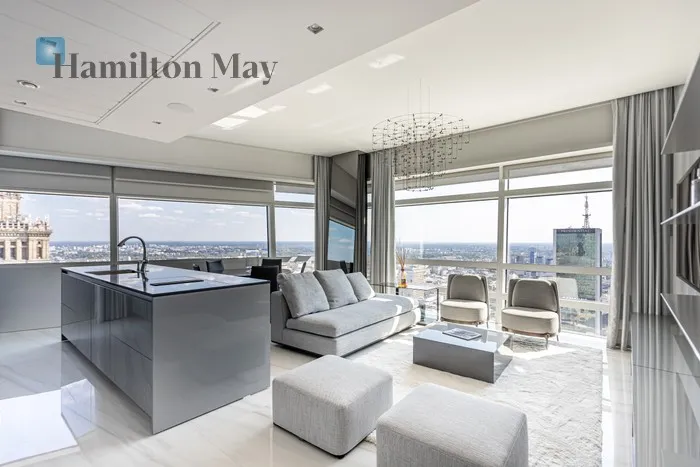 City: Warszawa Street: Złota Region: Śródmieście Subregion: Śródmieście Północne Distance to centre: 0.65 km Level: 38 Price: 34000 PLN Bedrooms: 2 Bathrooms: 2 Size: 100m2 Price/m2: 340 PLN - slider