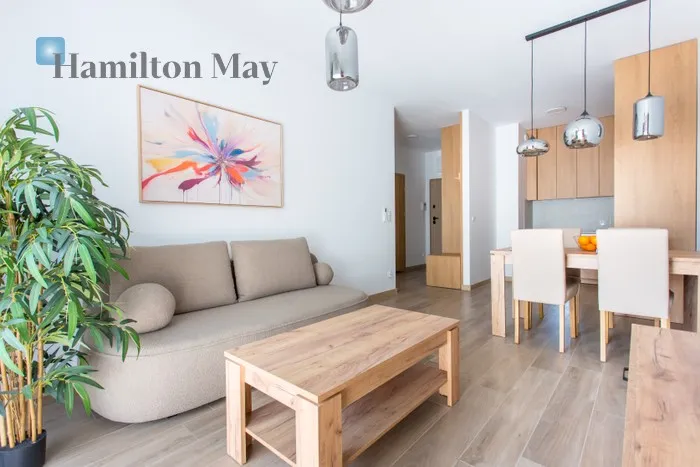 City: Wrocław Street: Orawska Region: Krzyki Subregion: Ołtaszyn Distance to centre: 5.46 km Level: 1 Price: 3550 PLN Bedrooms: 1 Bathrooms: 1 Size: 45m2 Price/m2: 79 PLN - slider