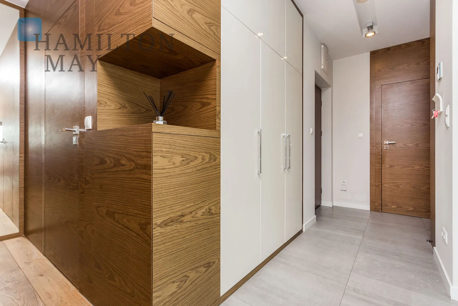 Apartment with a large balcony | near Dworzec Gdański metro - slider