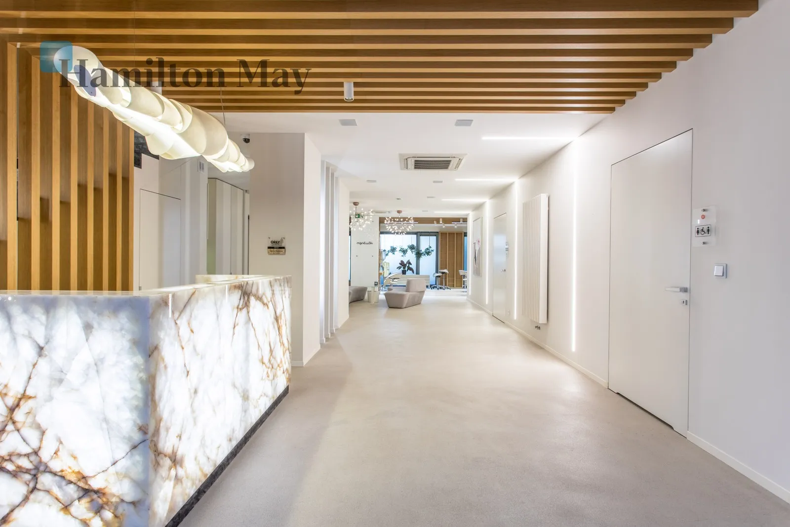 Luksusowy lokal usługowy w centrum Wrocławia - slider