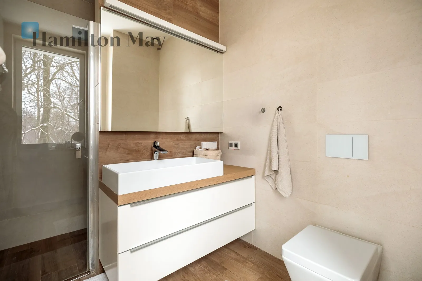 Bedrooms: 5 Bathrooms: 3 Plot size: 7700m2 Price/m2: 15230 PLN - slider