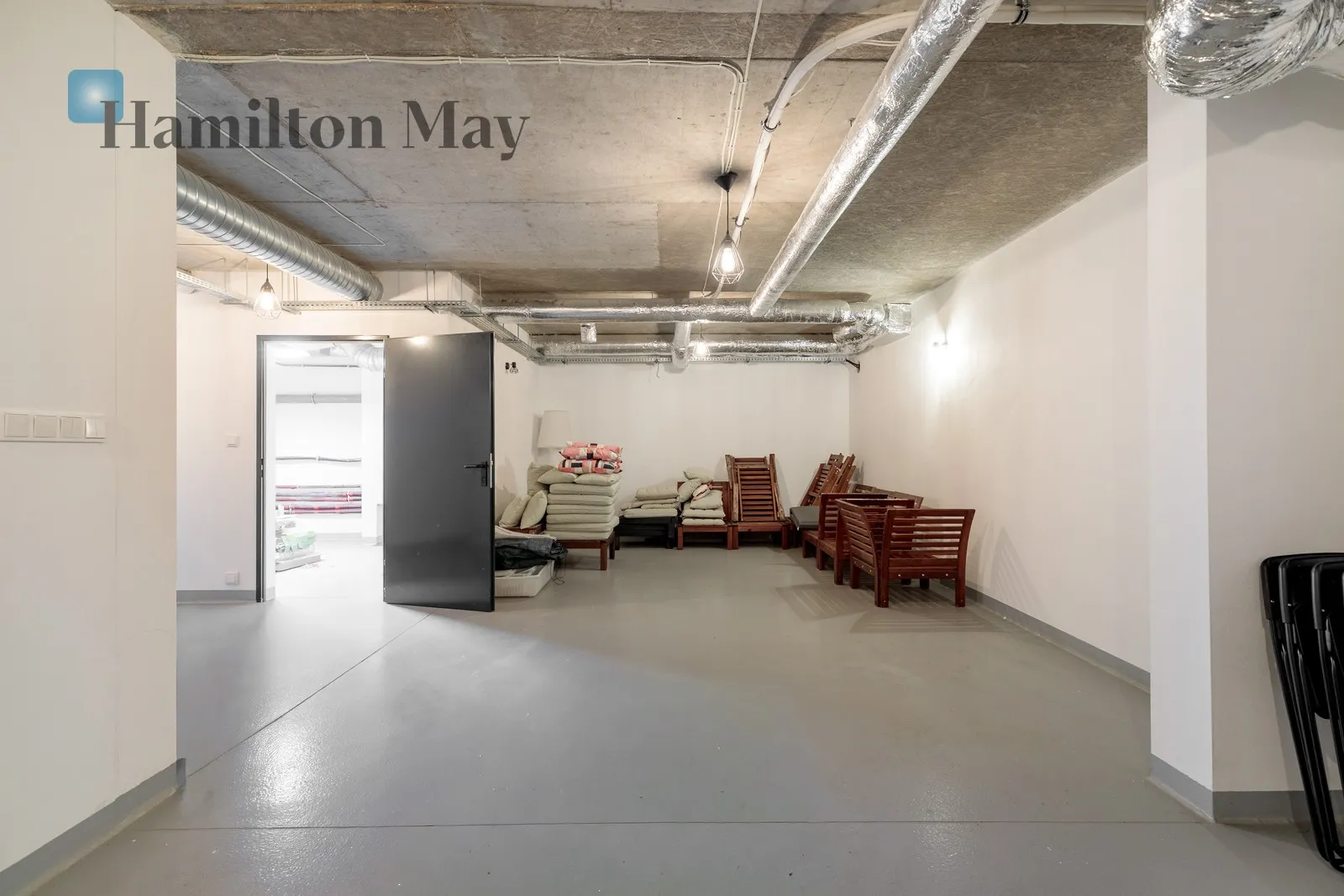 City: Kraków Street: Tuchowska - slider