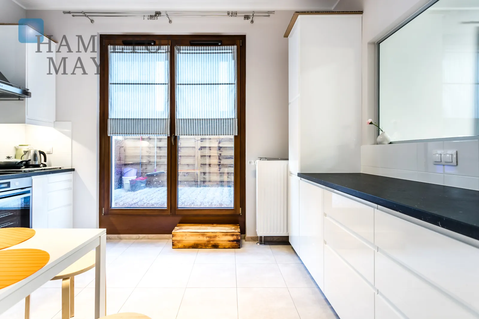 Продається простора квартира з балконом в Мокотові - slider