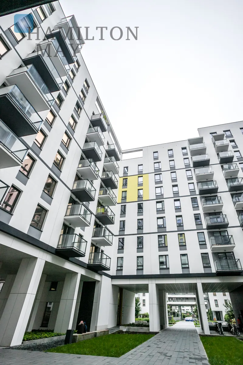 Elegancki apartament na Bliskiej Woli | 93 m² | Taras | Garaż | Widok na miasto - slider