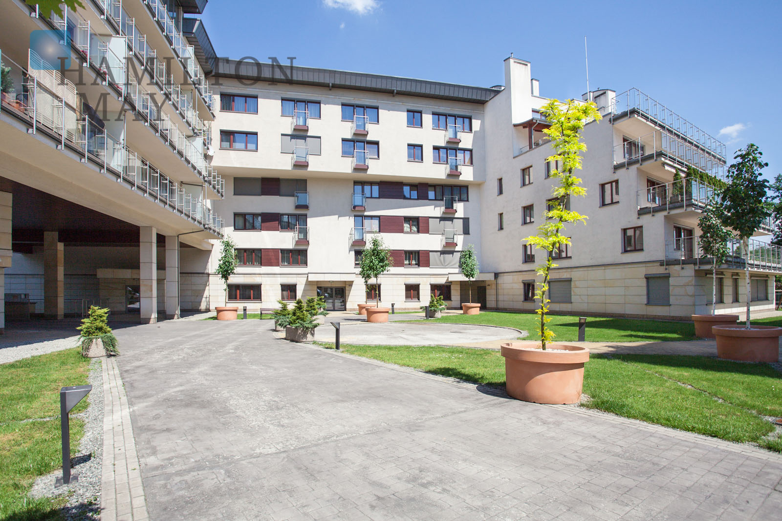 Apartments for rent and sale in a superbly located development - 'Ludwinów Apartments'