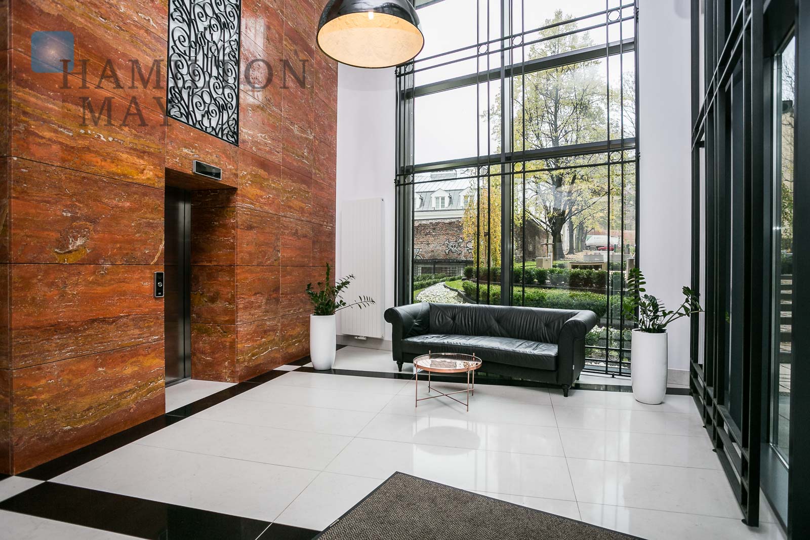 Sunny and modern three bedroom apartment in a prestigious investment in Powiśle Warsaw for rent