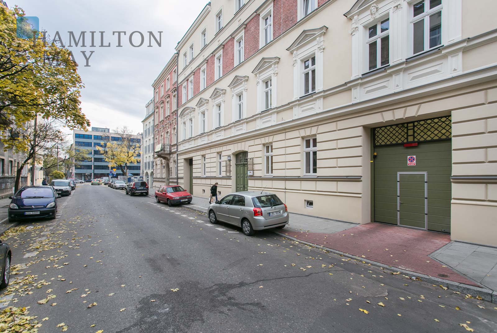 Bright one bedroom apartment in a renovated tenement building Krakow for sale