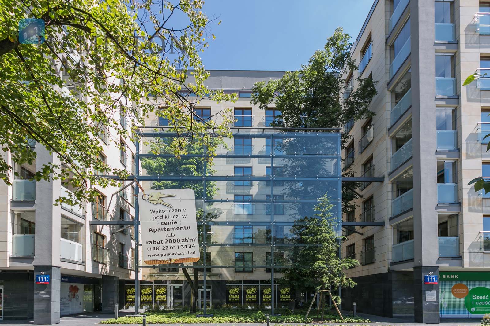 Luxurious apartments located nearby Królikarnia park complex