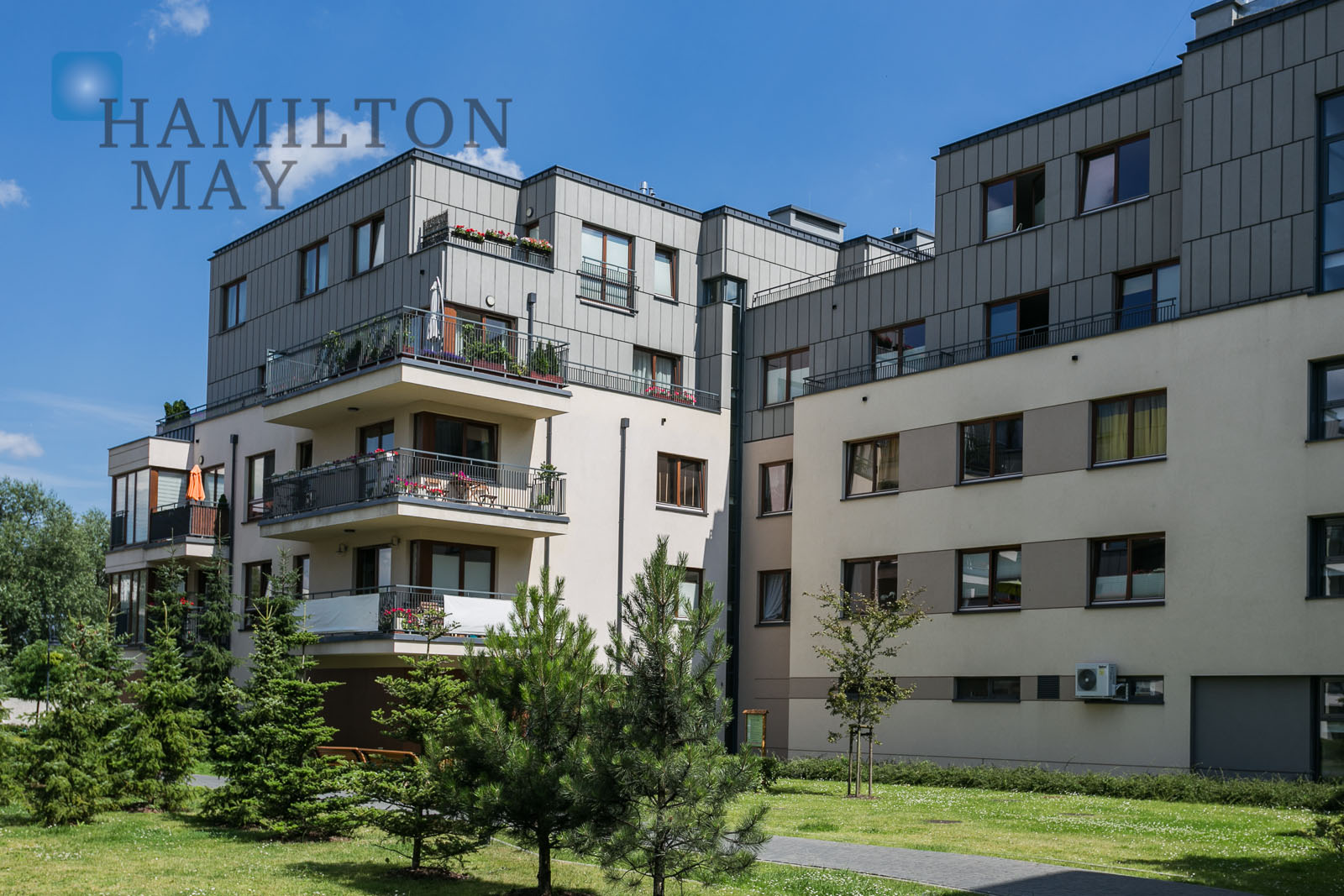 Miasteczko Wilanow - residential complex located in the heart of Wilanow - slider