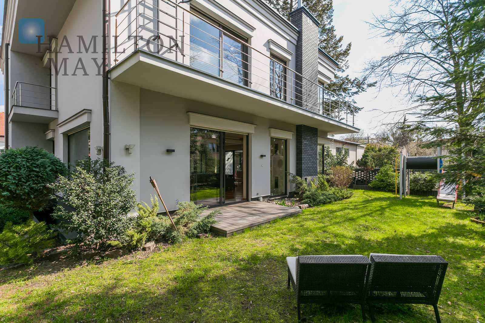 A family house in quiet part of Old Bielany Warsaw for rent