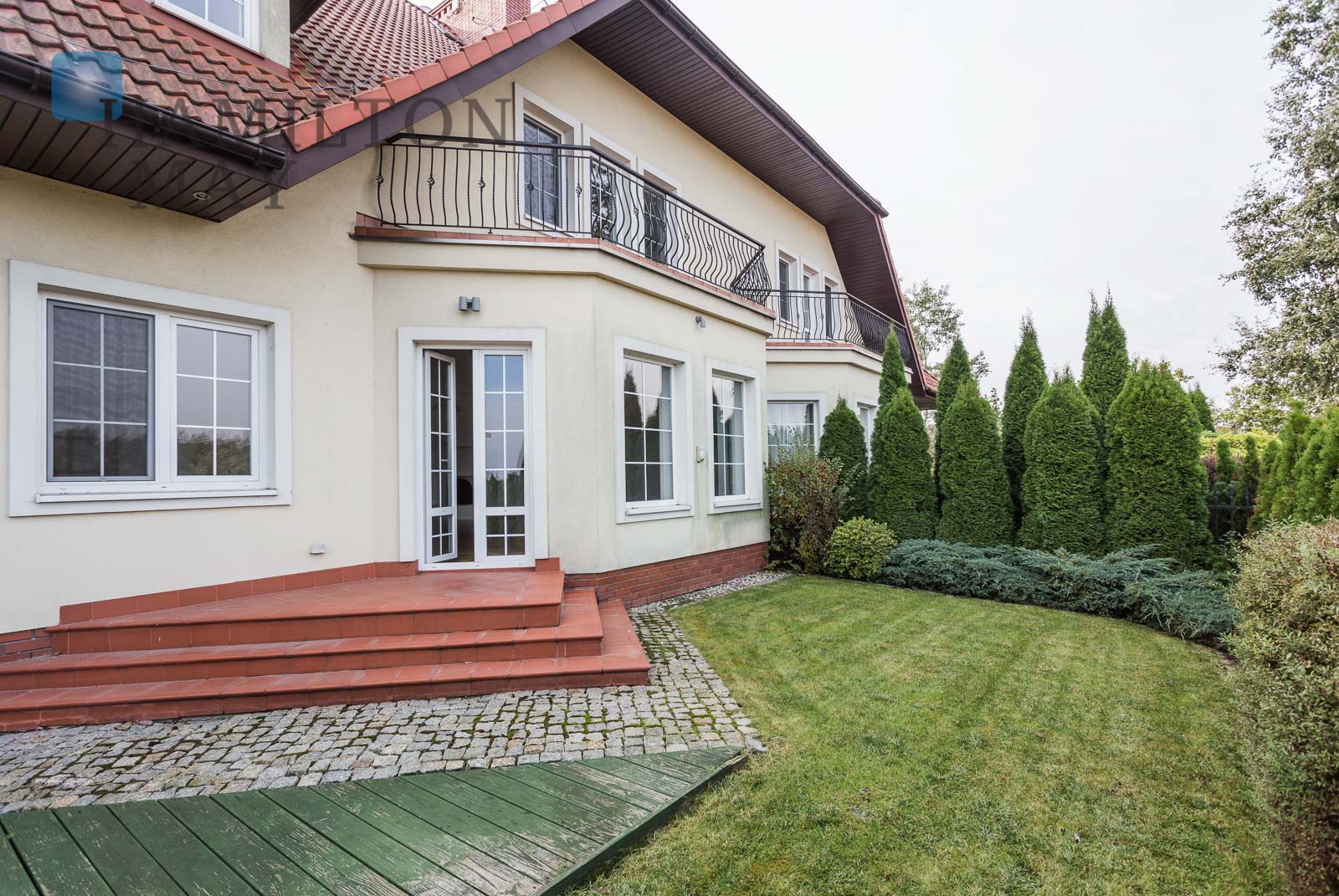 Spacious semidetached house available for rent in Wilanów Warsaw for rent